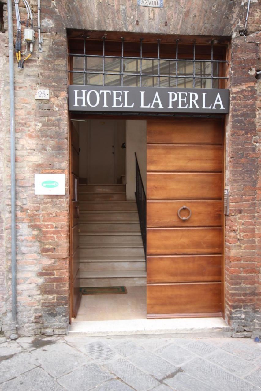 סיינה Hotel La Perla מראה חיצוני תמונה